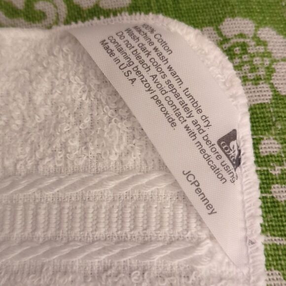 Vintage Canon white towel set‎ with floral and butterfly print - Picture 5 of 11